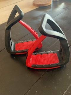 Etrier Freejump rouge taille enfant