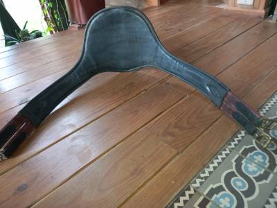 Sangle bavette cuir 135cms
