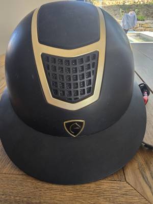 Vente bombe équithème Noire/ Gold