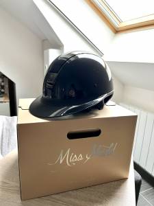 Bombe Samshield Glossy noir S