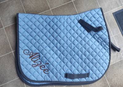 Tapis bleu fouganza