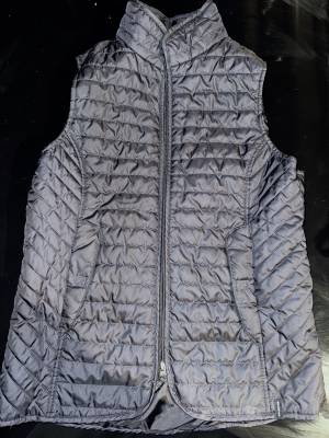 Doudoune sans manche noire fouganza taille M/40