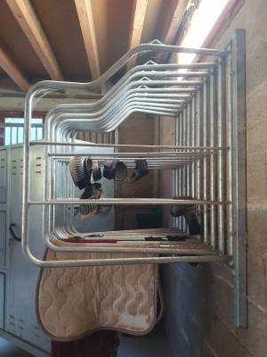 Porte couvertures et tapis