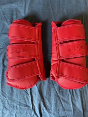 Guêtres de dressage rouge