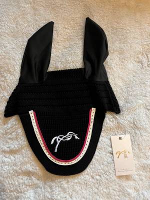 Bonnet cheval Penelope Leprevost Neuf