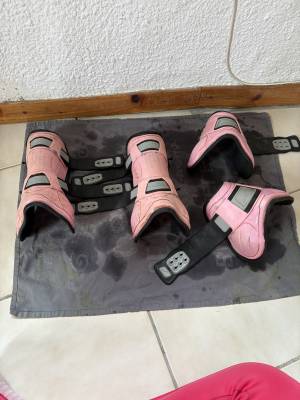 Guêtres + Protège-boulets HEXA rose – matière imperméab