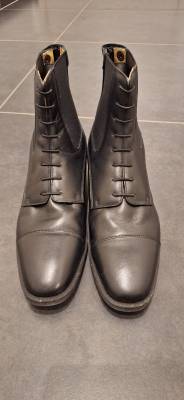 Bottillons à lacets