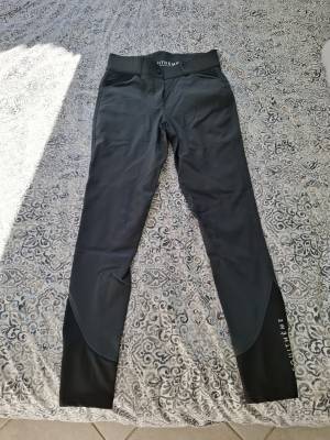 Pantalon Equitheme T36 vert sapin