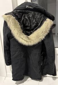 Veste Pikeur noire avec capuche taille 38 