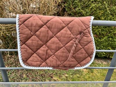 Tapis poney en très bon état 