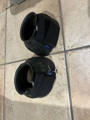 Paire Cloche cheval taille médium  Noir à scratch  