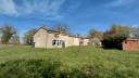 Fermette &agrave; r&eacute;nover sur environ 5 ha