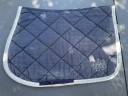 Tapis bleu marine 
