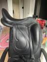 selle de dressage antares mod&egrave;le cadence 