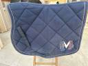 Tapis bleu marine 