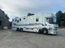 Camion theault 9 places stalle 