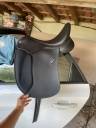 Selle de dressage Wintec Isabell Cair noire en 17 pouces