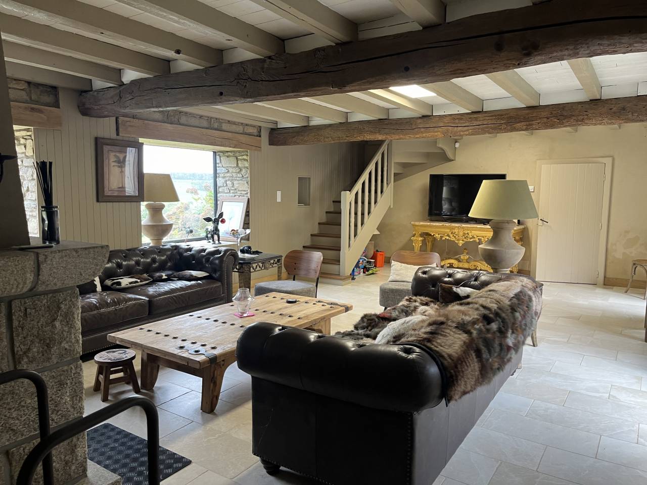 Agreable Longere Pierre a vendre 