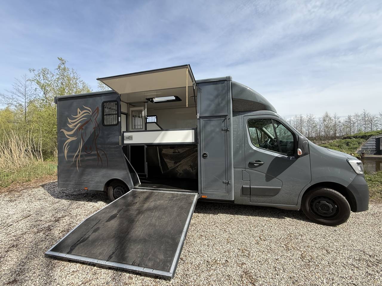 Camion VL Chevaux Renault Master 2022 Occasion