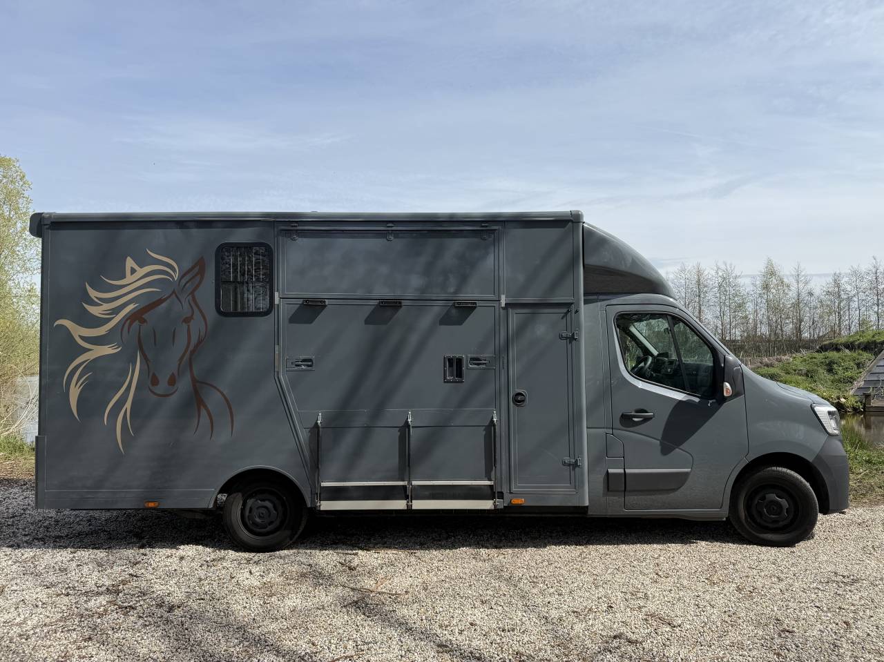 Camion VL Chevaux Renault Master 2022 Occasion