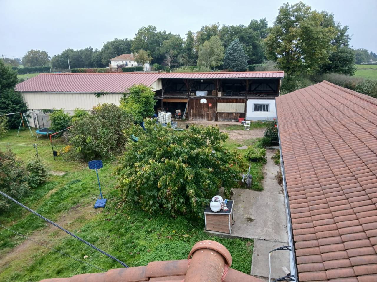 Ferme &eacute;questre sur 2,5 ha - Loire (42)