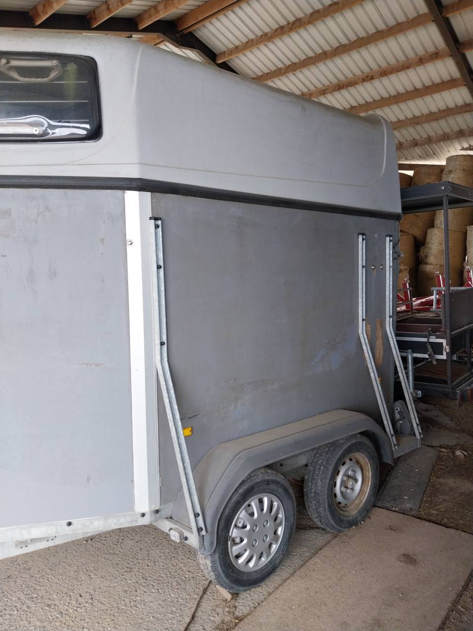 Van Hotra 1,5 chevaux