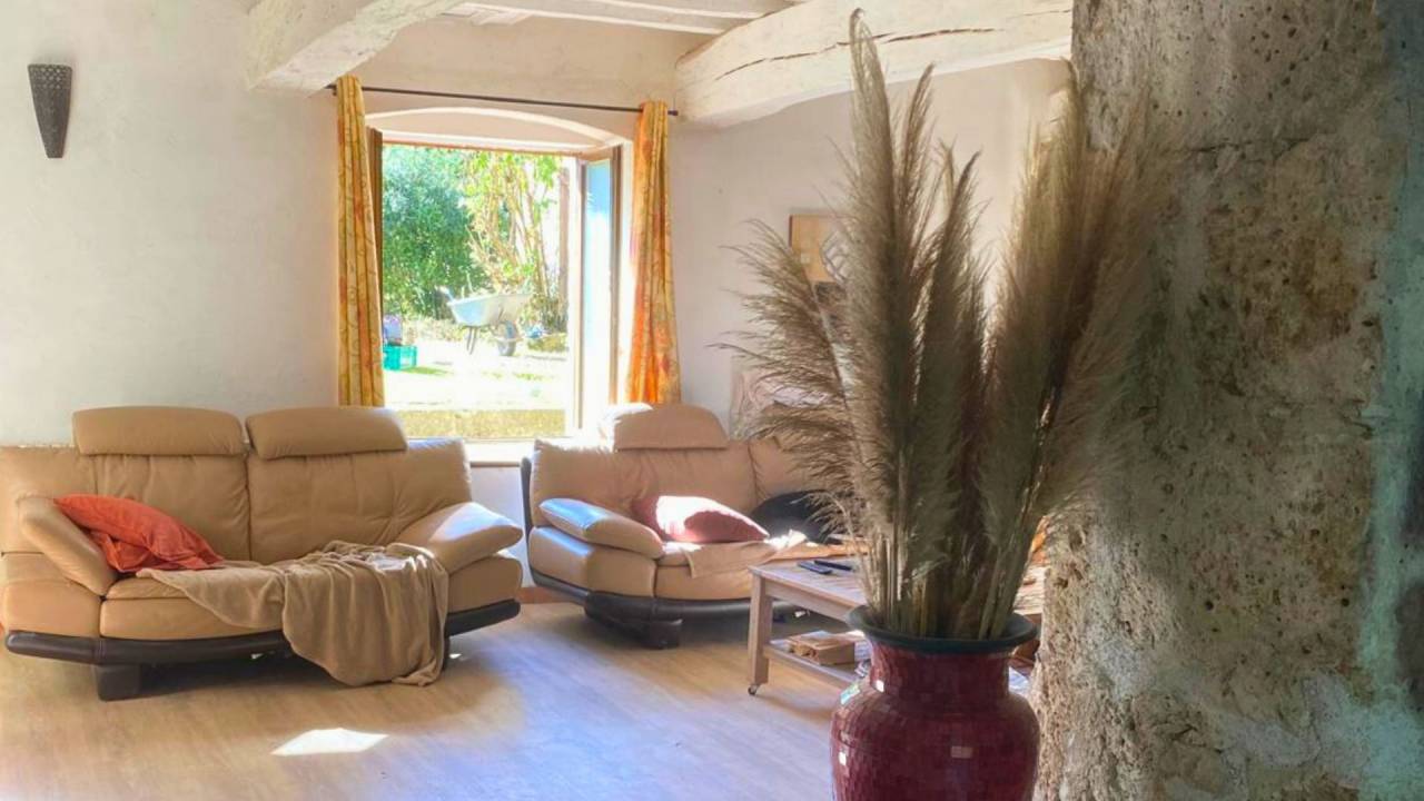 propri&eacute;t&eacute; avec g&icirc;tes et installations &eacute;questres (47)