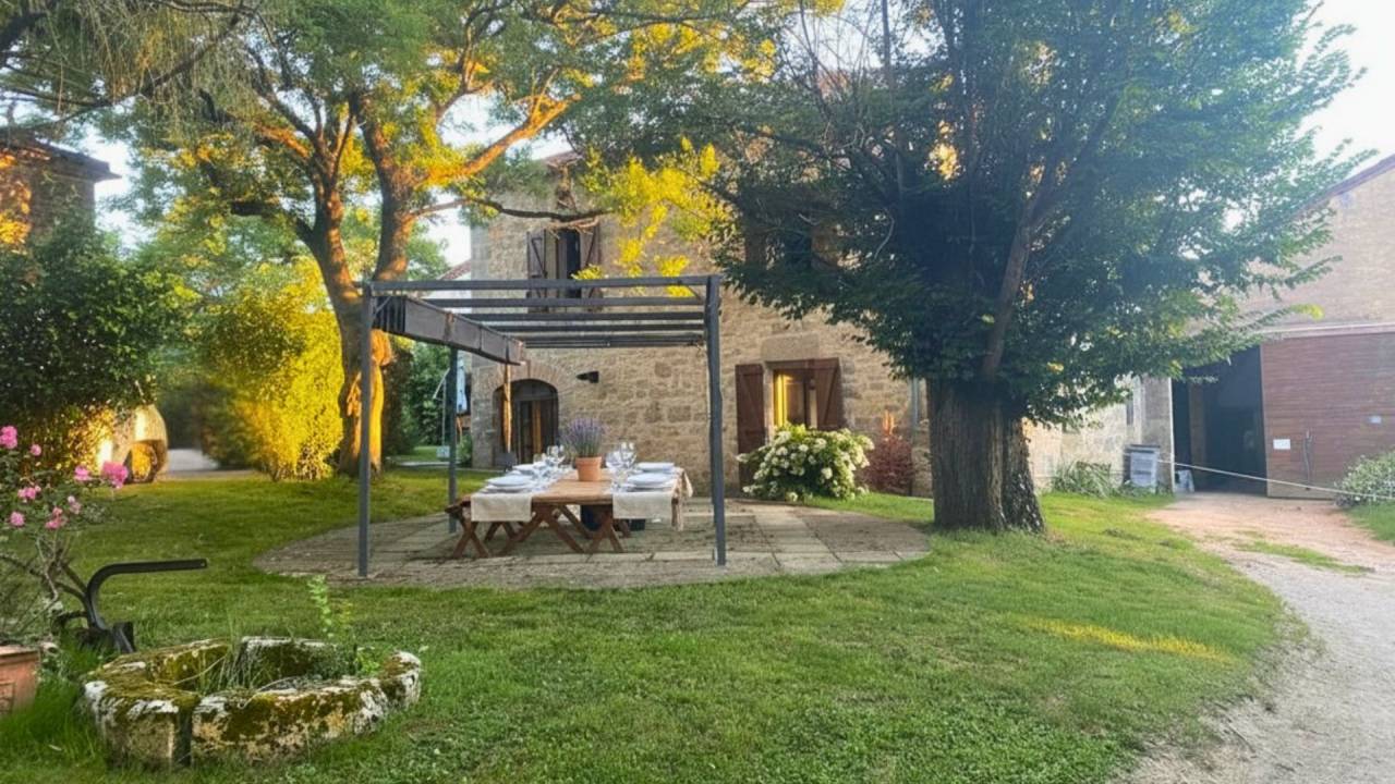 propri&eacute;t&eacute; avec g&icirc;tes et installations &eacute;questres (47)