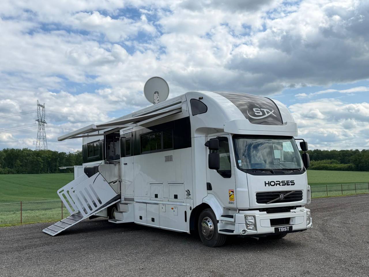 STX 5 chevaux avec pop out