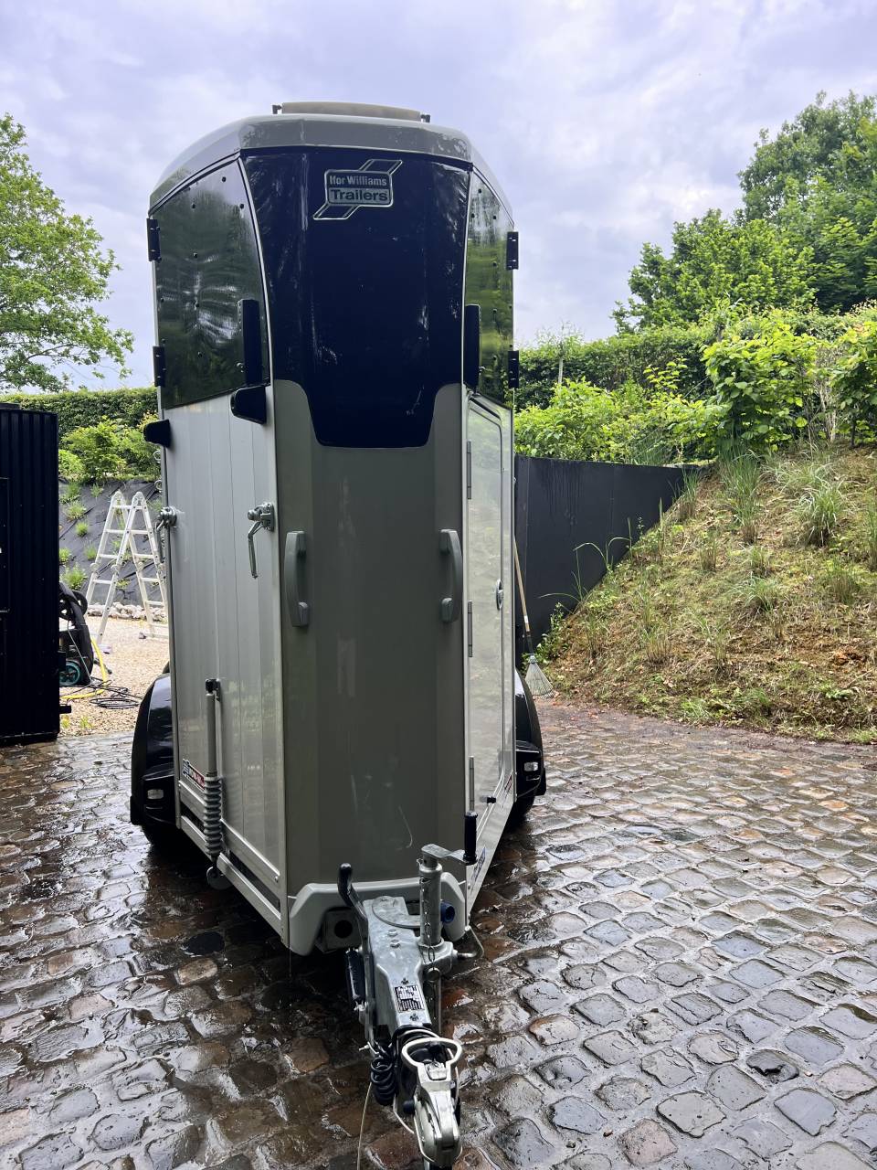 Van 1.5 Ifor Williams hbx403 2022 + camera/ecran