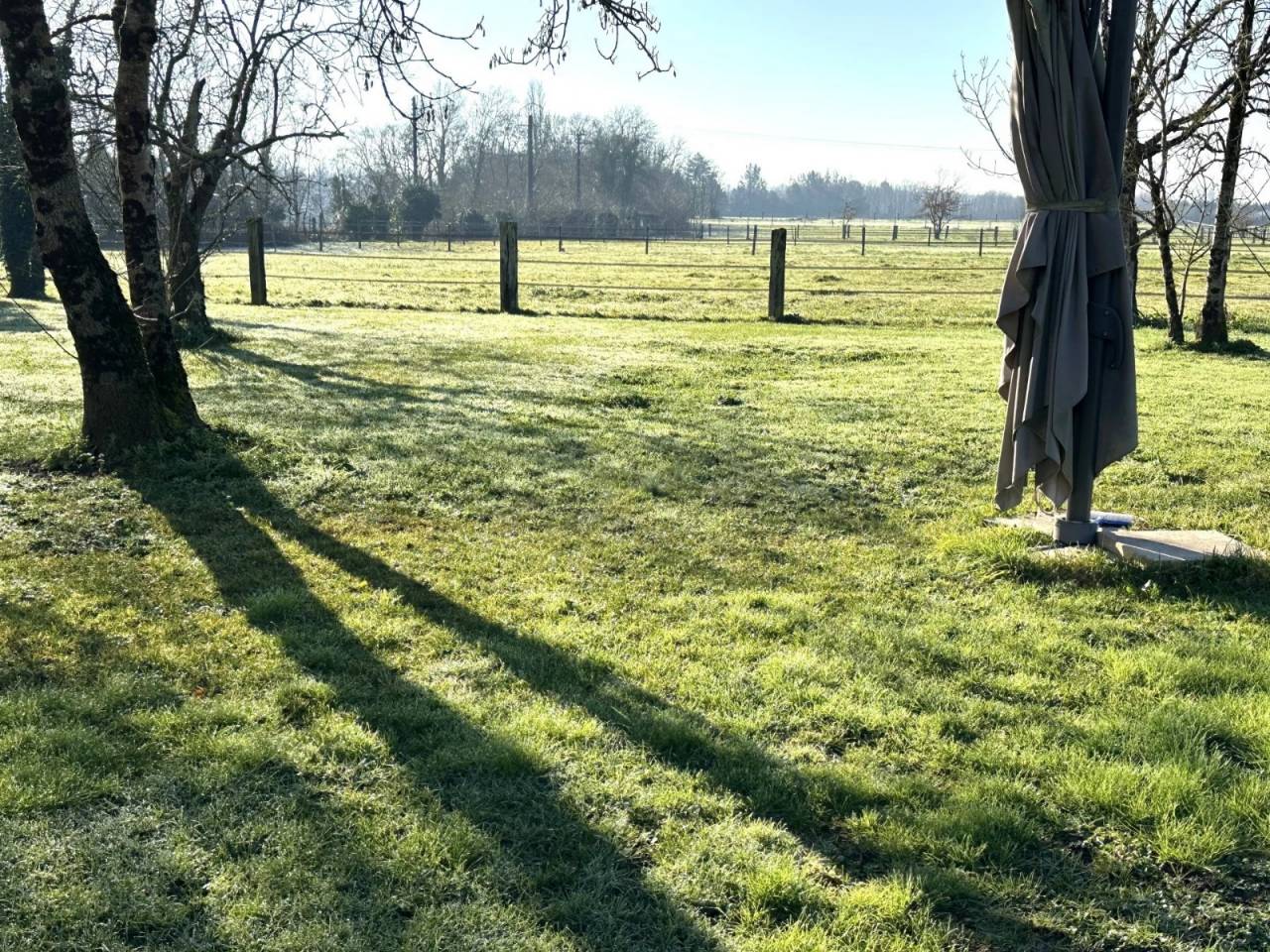 Propri&eacute;t&eacute; &eacute;questre au c&oelig;ur du P&eacute;rigord sur 25 ha