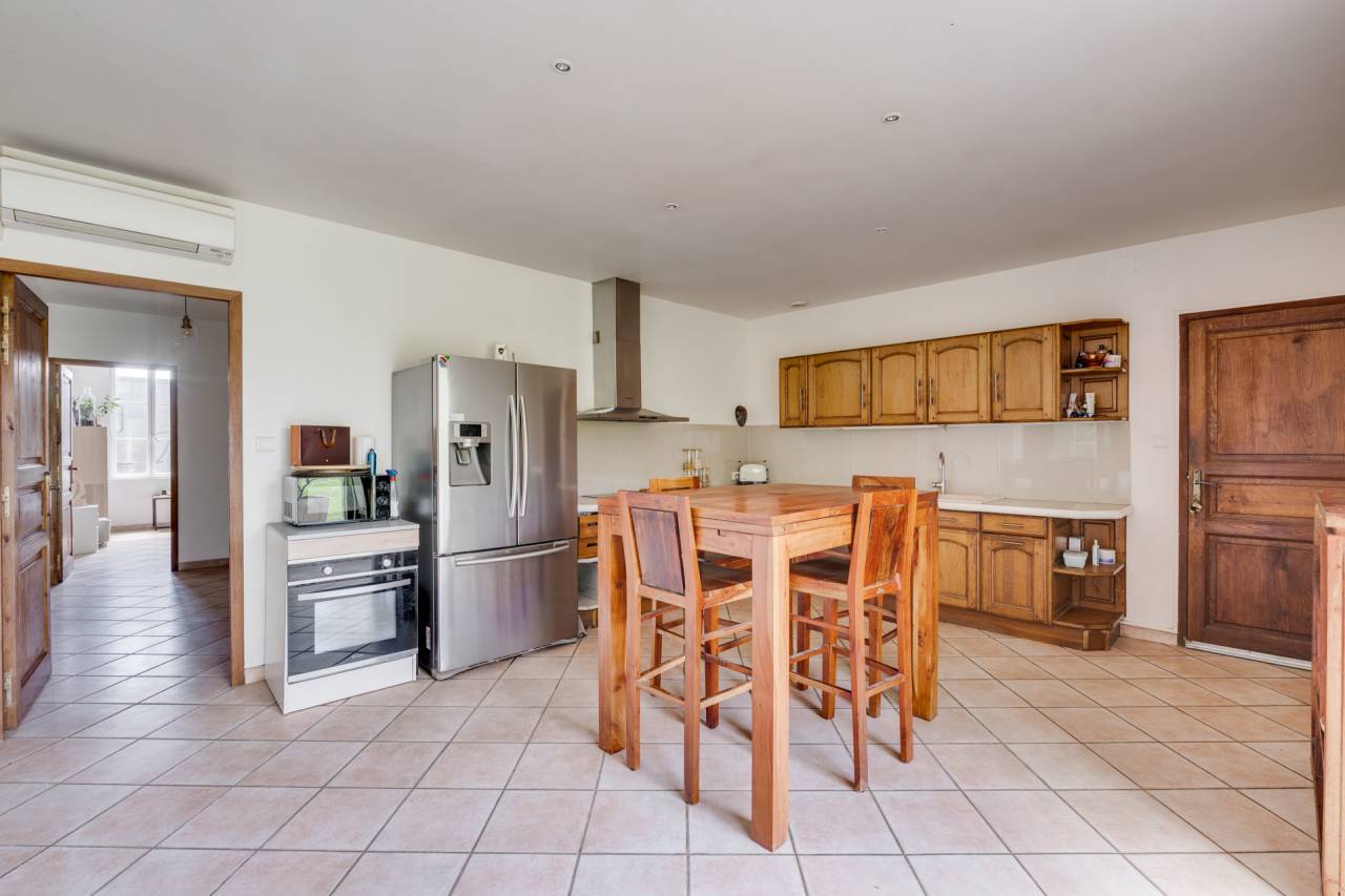 A VENDRE Propri&eacute;t&eacute; &eacute;questre  avec habitation