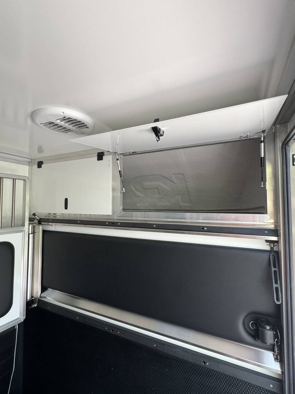 CAMION KRISMAR 