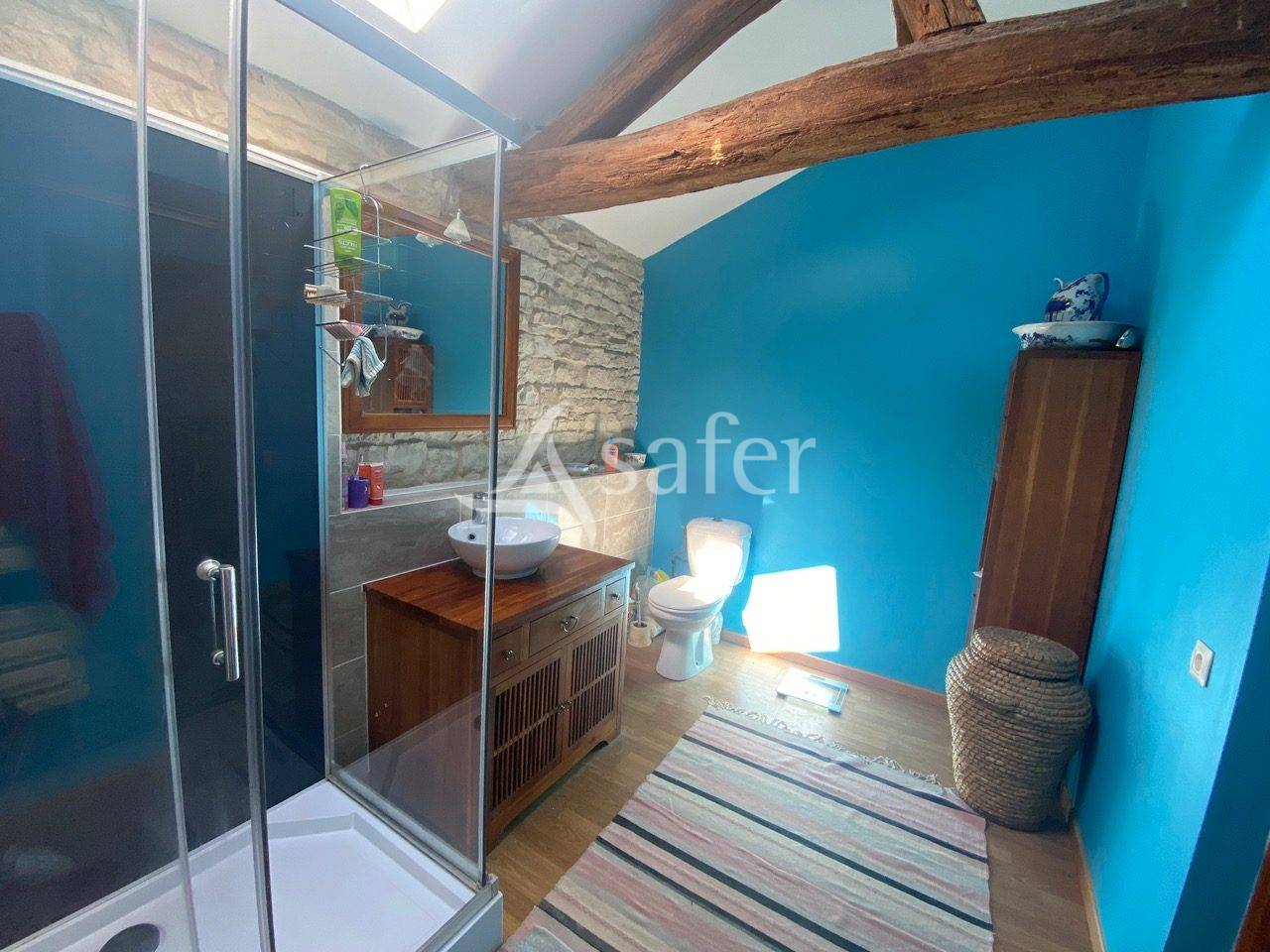 GRANGE VEND&Eacute;ENNE R&Eacute;NOV&Eacute;E  365 m&sup2; HABITABLES  D&Eacute;PENDAN