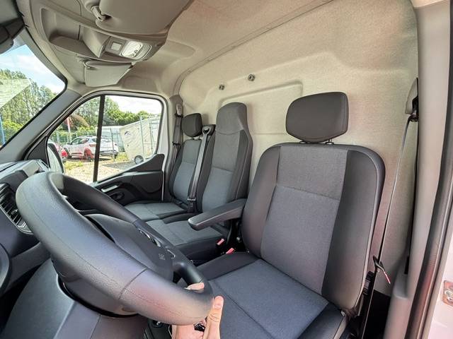 Renault Master L3 2022 carrosserie neuve  stalle 