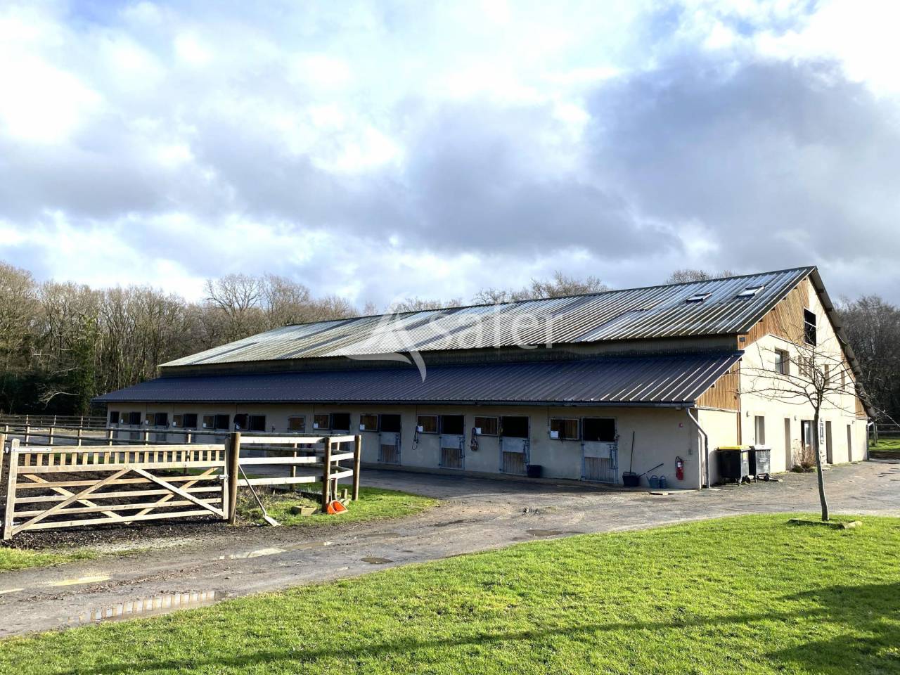 Ecurie chevaux de sport C&ocirc;te Fleurie