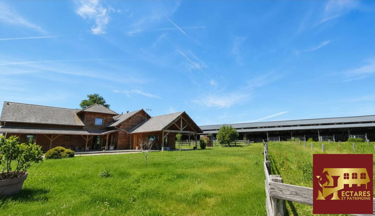 Propri&eacute;t&eacute; &eacute;questre 2,3 hectares