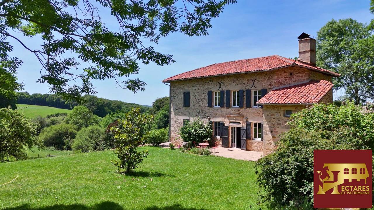 DOMAINE DE CARACT&Egrave;RE ET ACTIVIT&Eacute; TOURISTIQUE AU COEUR DU HAUT-QUERCY