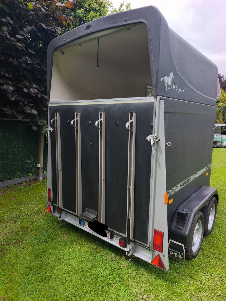 Van Humbaur Pegasus 2 chevaux 