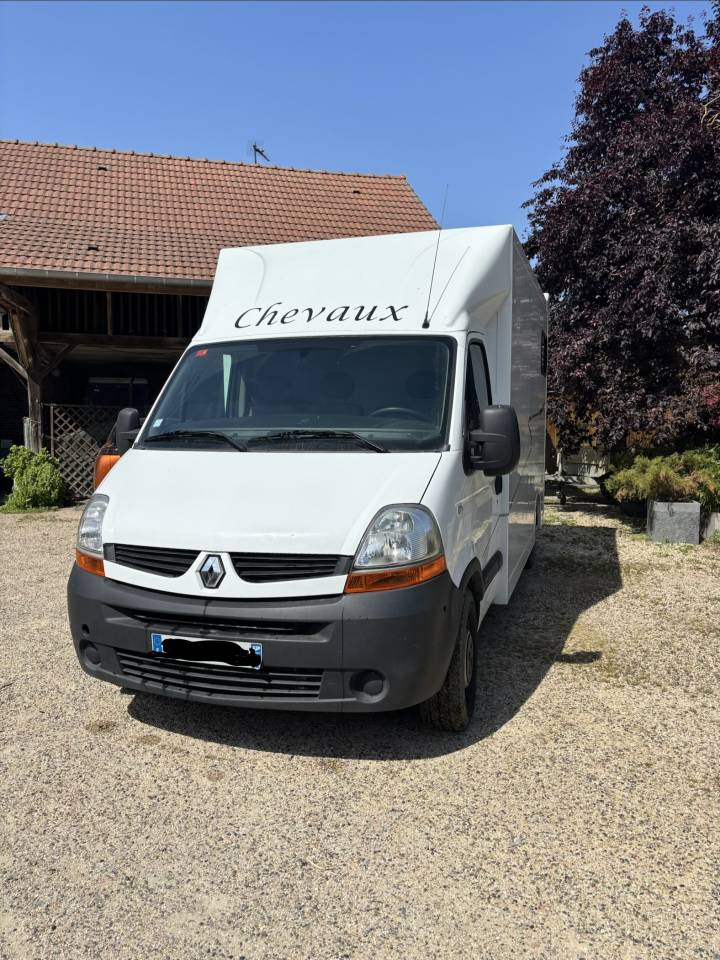 Van Renault Master 2008 moins de 100 000km 33 000&euro;