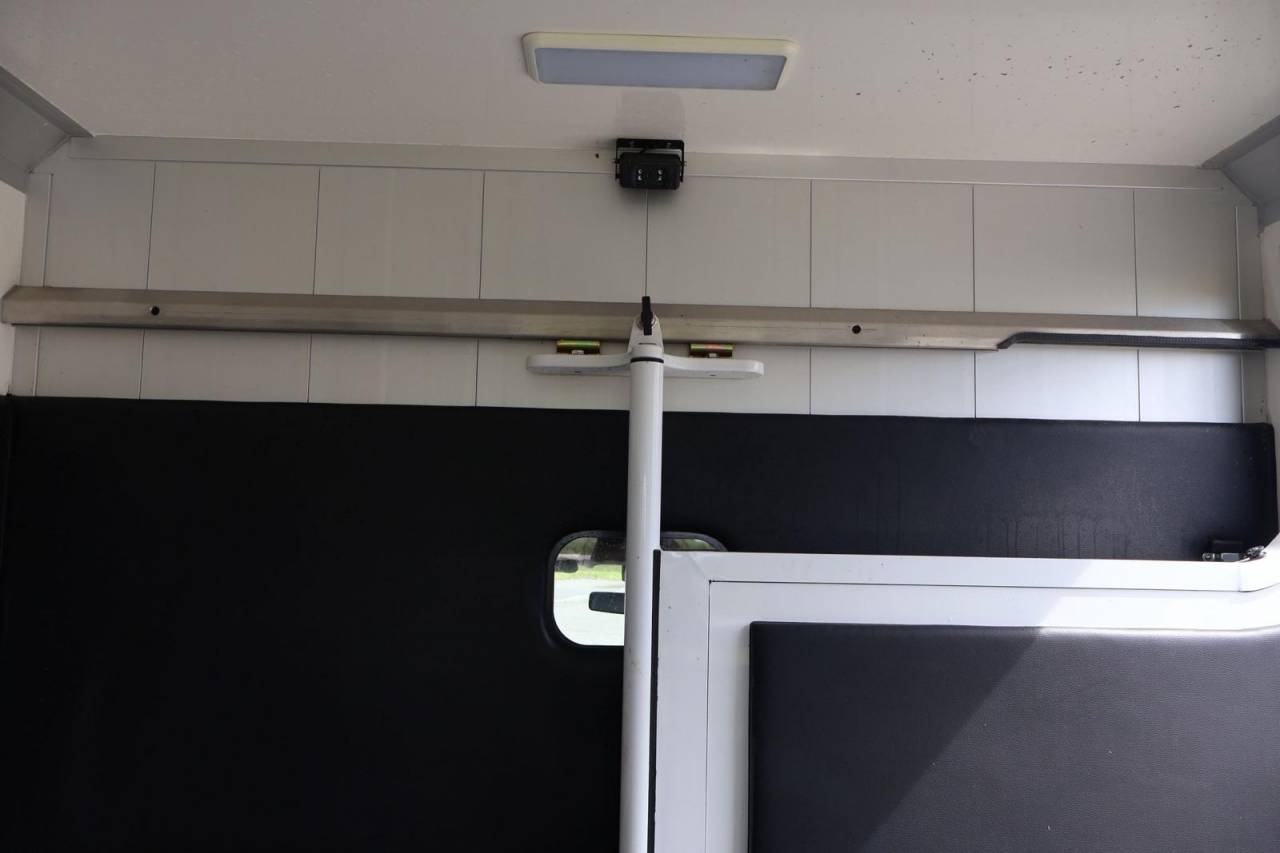 VL STX MOVANO 5P 165CH SELLERIE XL