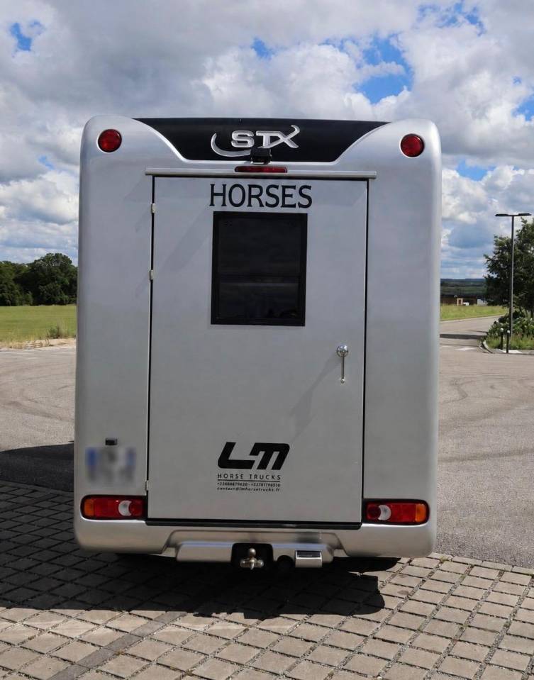 VL STX MOVANO 5P 165CH SELLERIE XL
