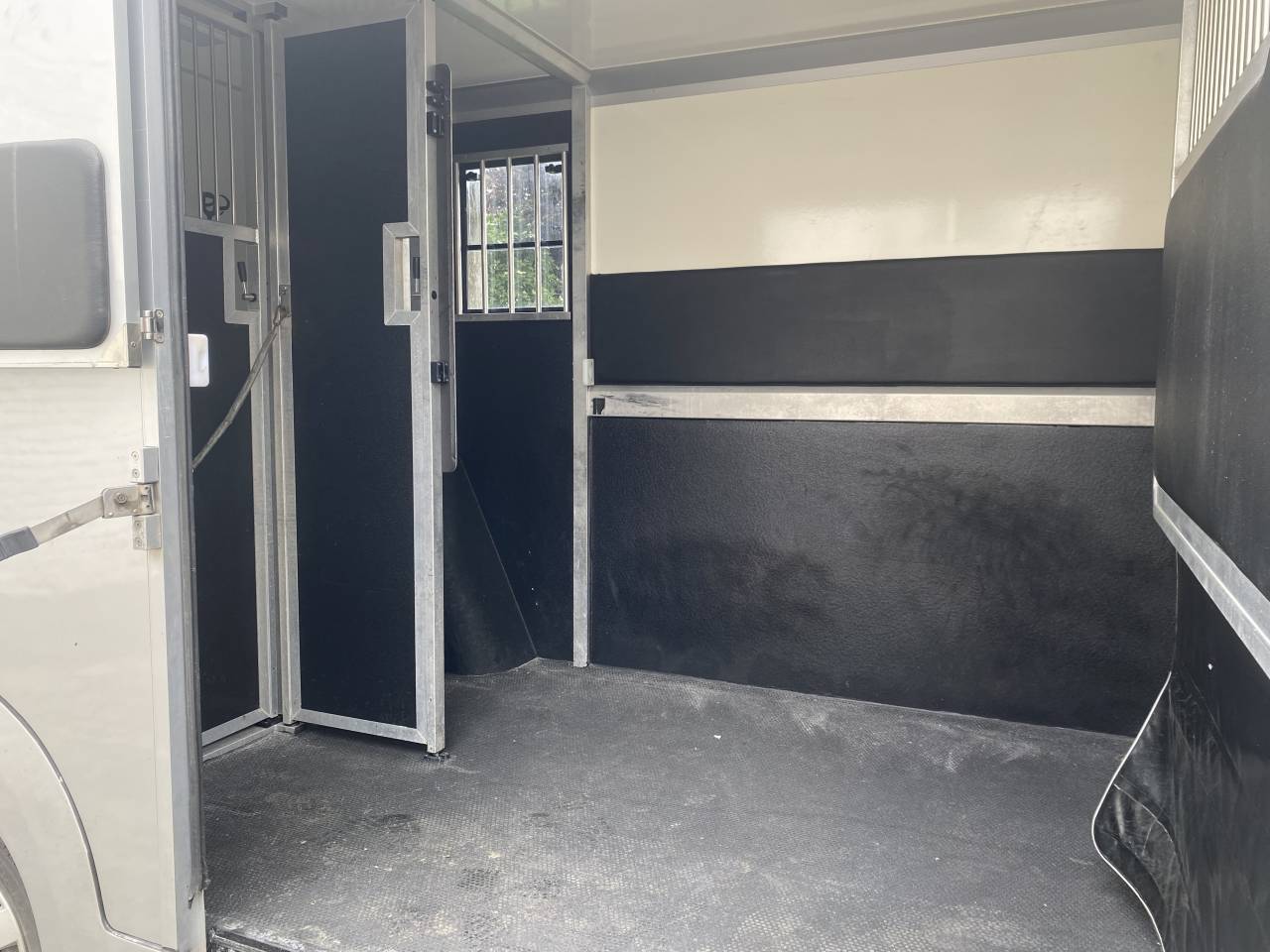 Camionnette STX stalle