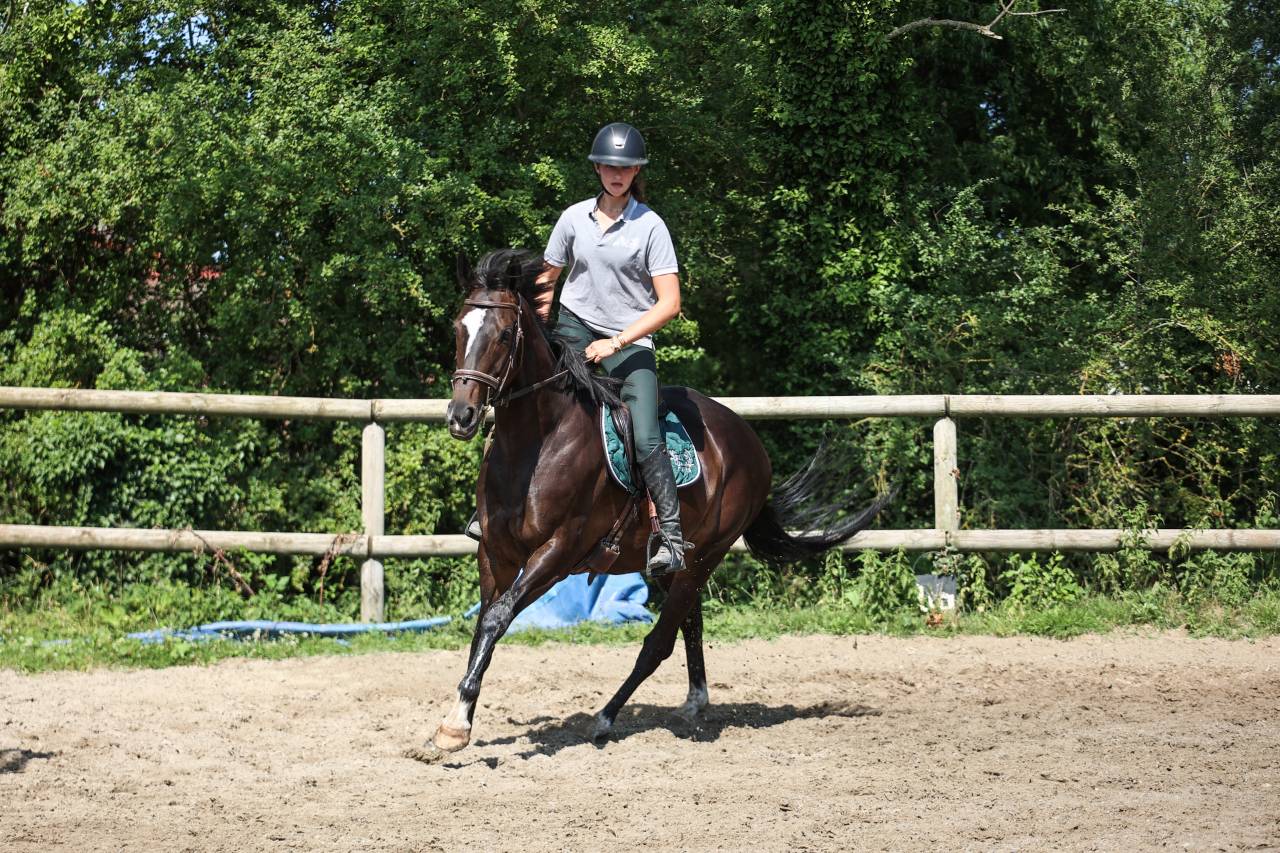 PENNY - 8ans - 1m64