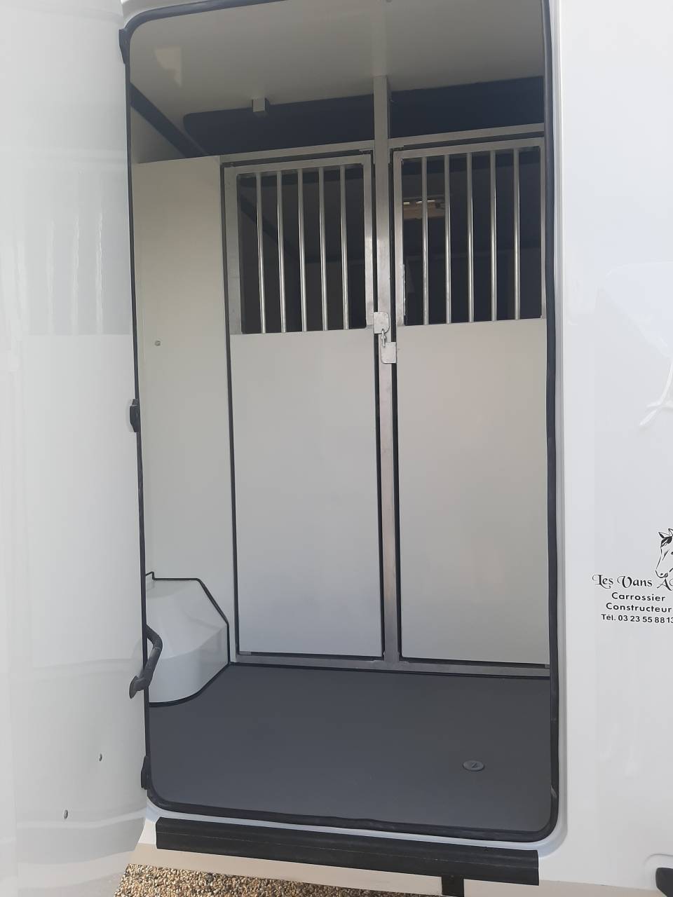 Renault Master - L3 Stall - 145 CV