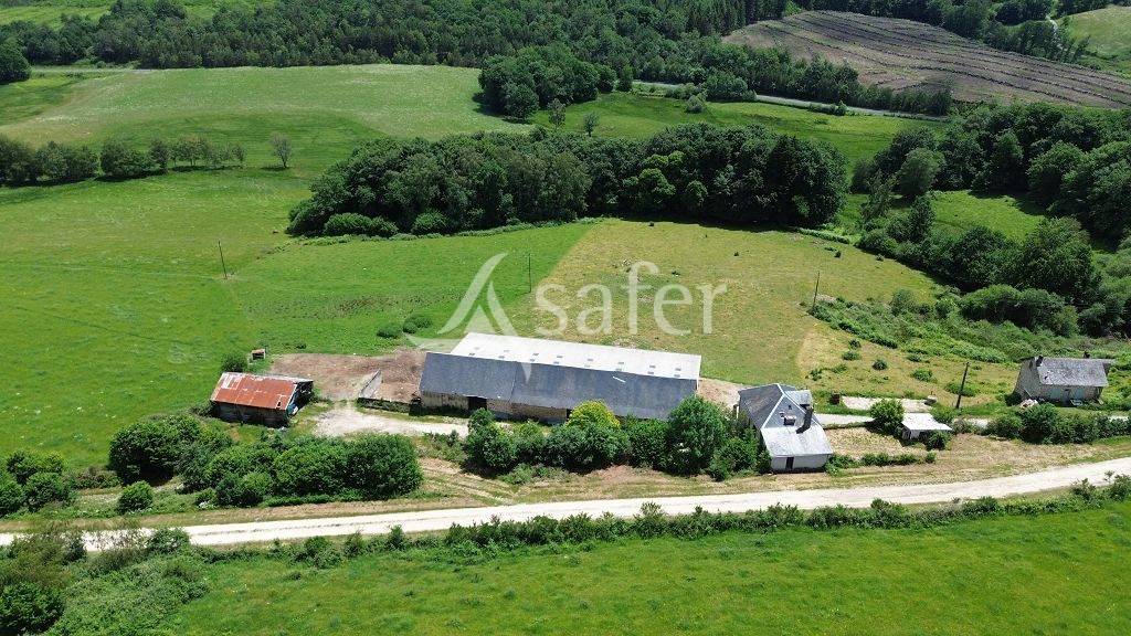 Propri&eacute;t&eacute; d'&eacute;levage d'environ 113,5 ha sur le Plateau de Mill
