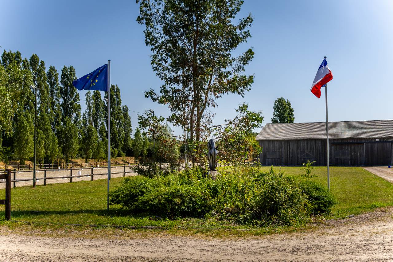 PROPRI&Eacute;T&Eacute; &Eacute;QUESTRE D'EXCEPTION 