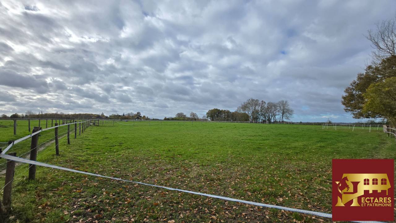 Belle Demeure de 175 m2 sur une Propri&eacute;t&eacute; de 8 ha