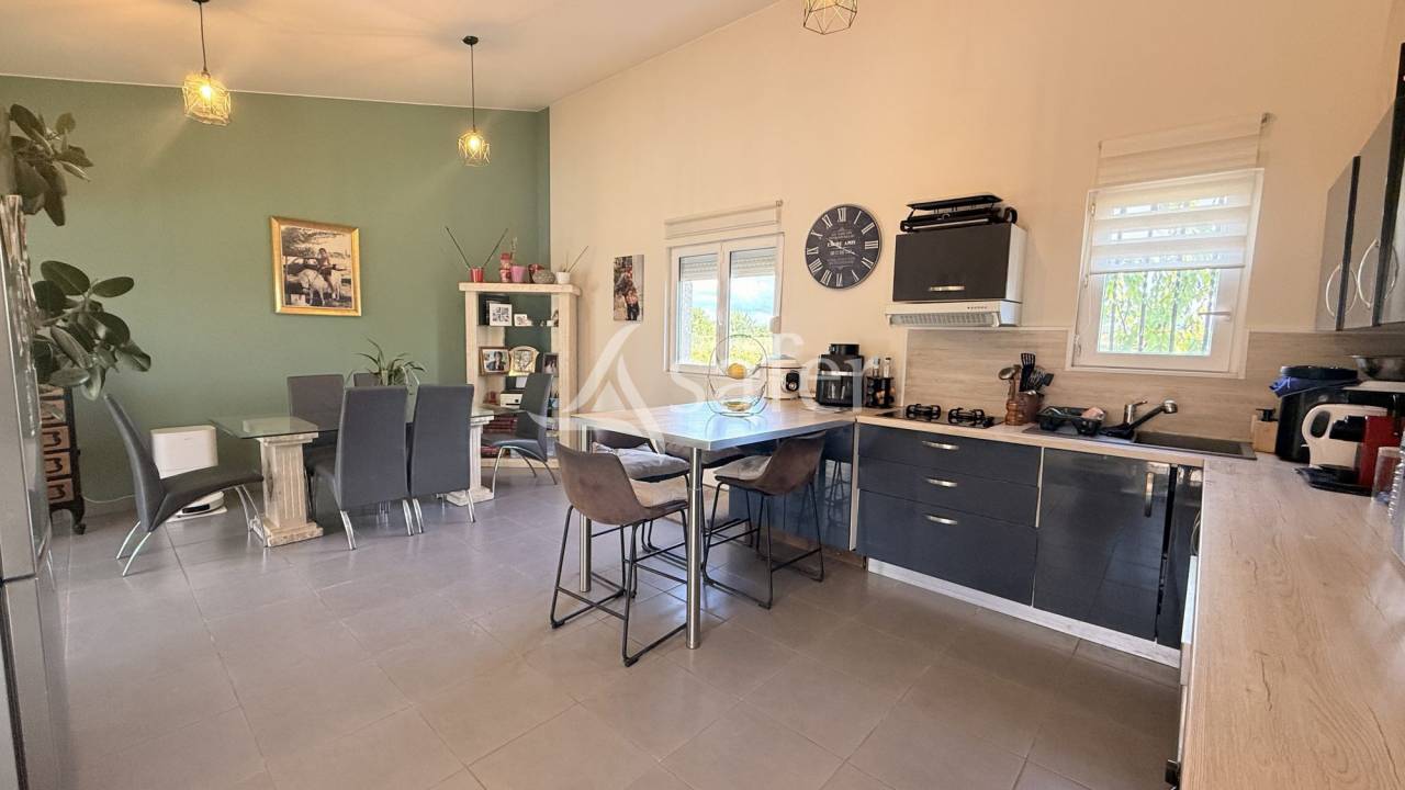 Propri&eacute;t&eacute; professionnelle de 1,5 ha entre P&eacute;zenas et Agde