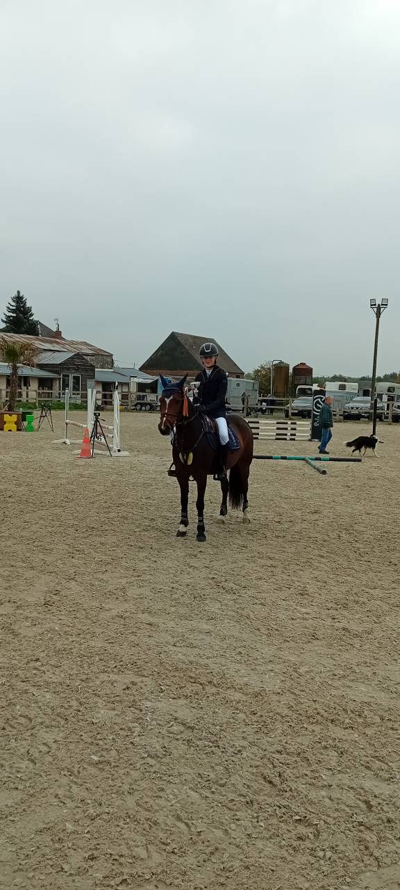 Jolie ponette de 13 ans 